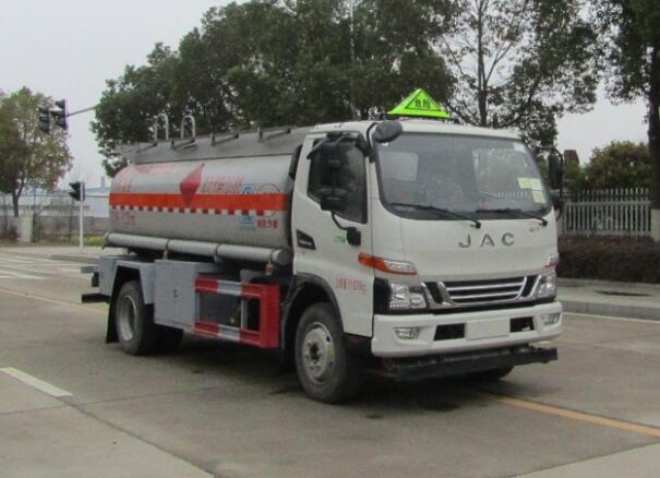 HLW5120GYYHF6型运油车