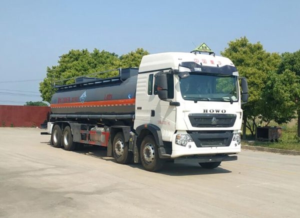 HLW5320GFWZ6型腐蚀性物品罐式运输车