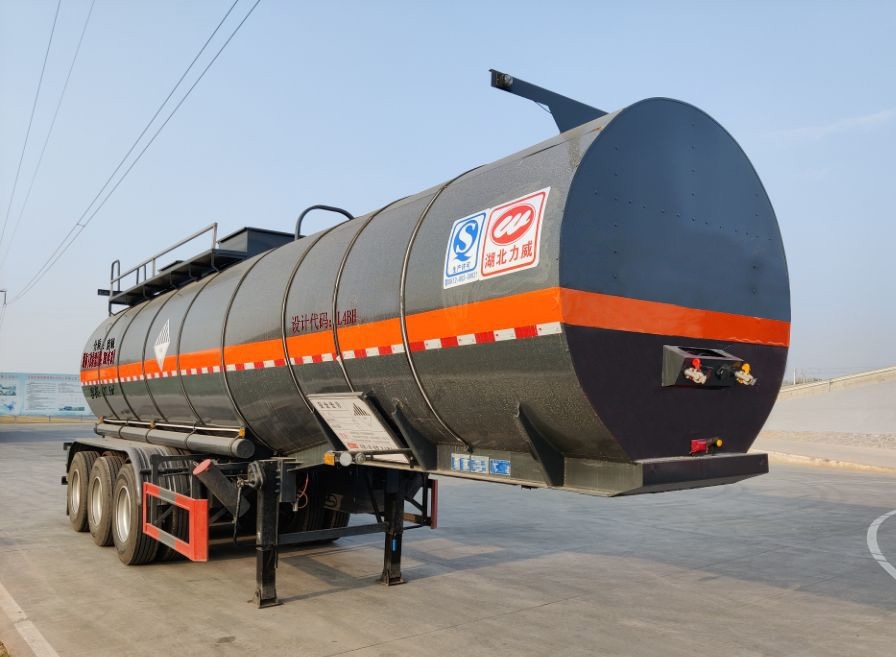 HLW9401GZW型杂项危险物品罐式运输半挂车